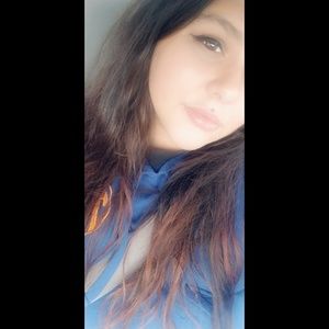 Meet your Posher, Mya